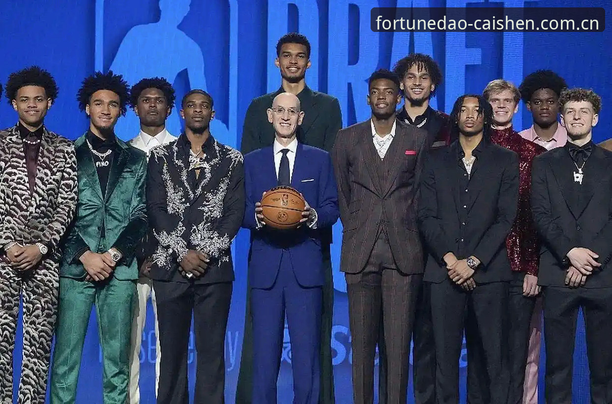 字母哥交易悬而未决，快船暗度陈仓——财神到平台视角下的NBA选秀前深度解析